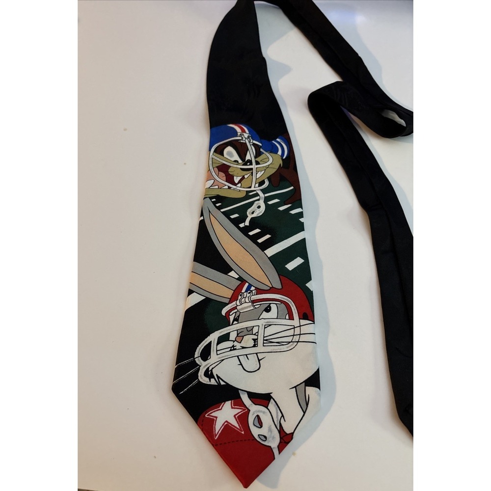 Vintage 1996 Looney Tunes Mania Bugs Bunny Football NeckTie Taz